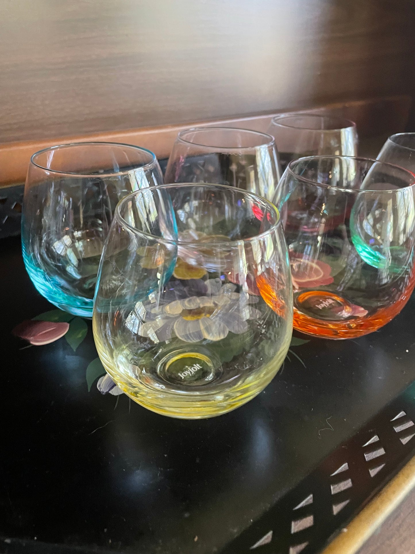 JoyJolt Colorful Set of Six Wine Glasses